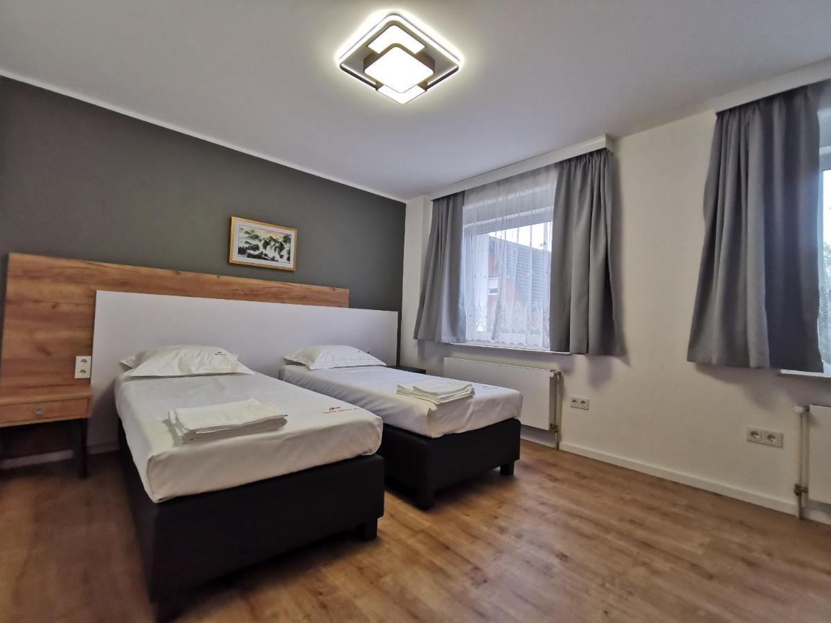 دورماغن Home Inn Hotel الغرفة الصورة